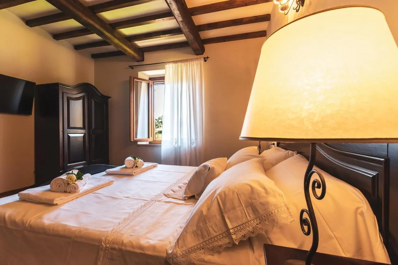 Wine Estate Rooms Paradiso Di Cacuci Montalcino 0*,