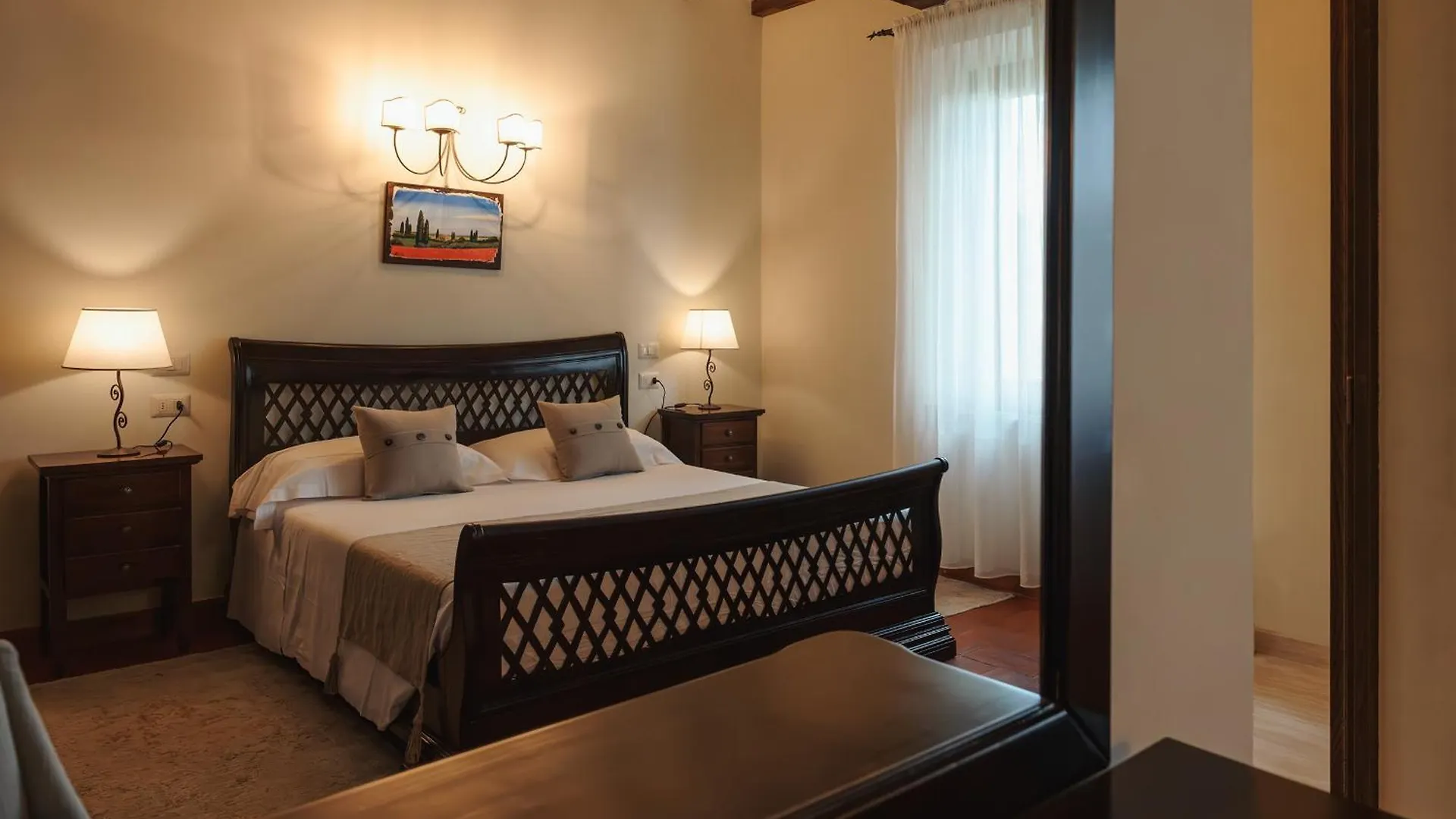 Wine Estate Rooms Paradiso Di Cacuci Монтальчино